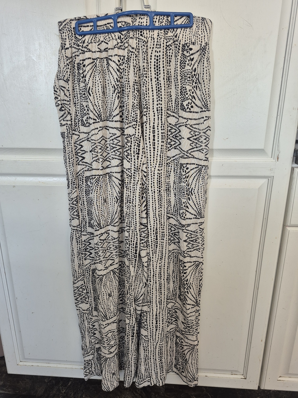 Vero Moda Black & White Wide Leg Printed Pants